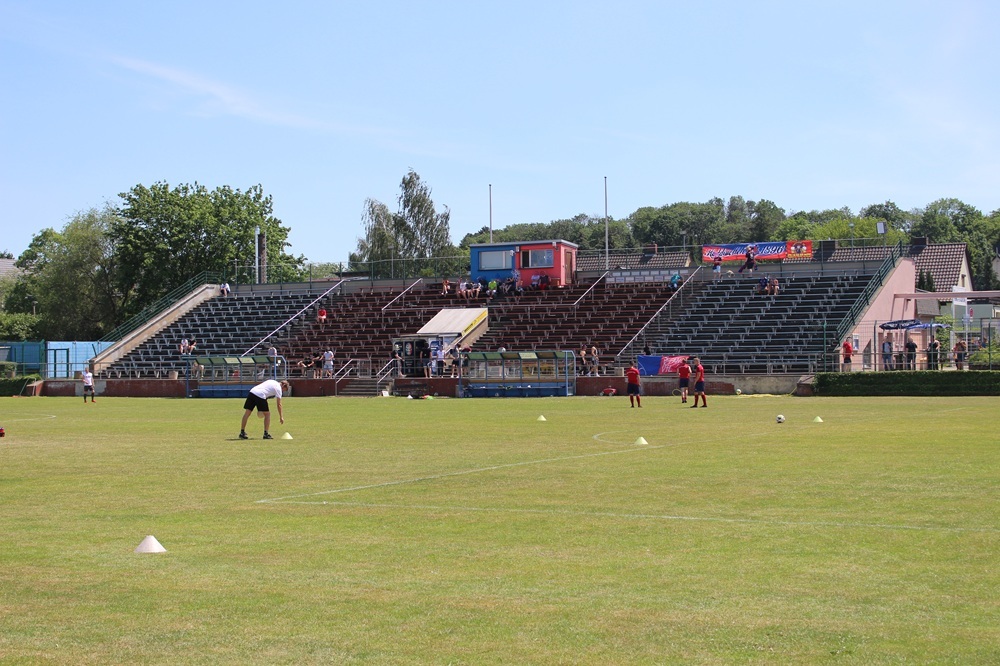 HWG-Stadion_am_Zoo
