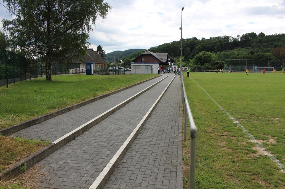 WECO-Arena_im_Sportpark_Germania